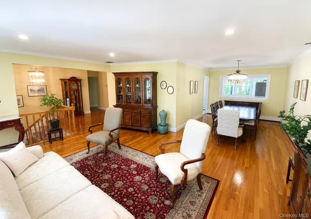 Photo 4 of Sale Pending at 377 Old Courthouse Rd, North Hempstead, NY 11040 | MLS# 1020321 | Listing updated on 2026-08-08