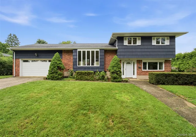 Photo 1 of Sale Pending at 36 Cherrywood Dr, Huntington, NY 11731 | MLS# 1020369 | Listing updated on 2026-08-28