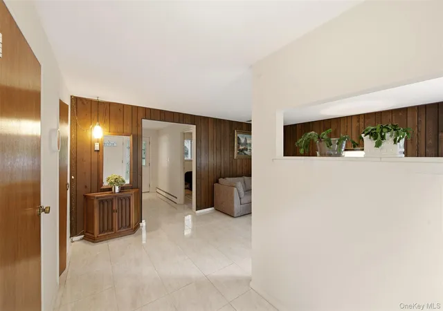 Photo 4 of Sale Pending at 36 Cherrywood Dr, Huntington, NY 11731 | MLS# 1020369 | Listing updated on 2026-08-28