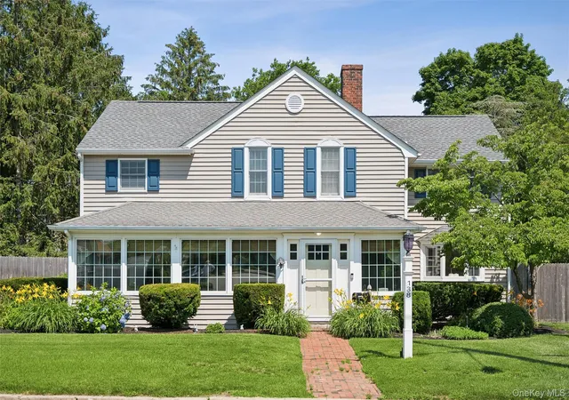 Photo 1 of Single family home for sale at 138 Hallock St, Riverhead, NY 11901 | MLS# 1020411 | Listing updated on 2026-09-12