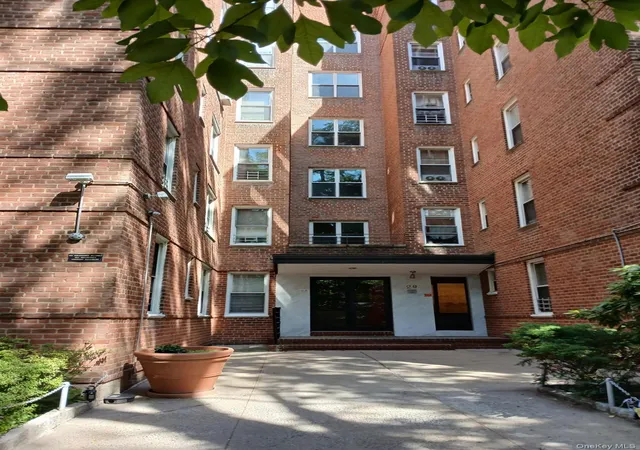 Homes for sale in Yonkers, NY | 29 Abeel St #6E, Yonkers, NY 10705 | MLS# 1020416