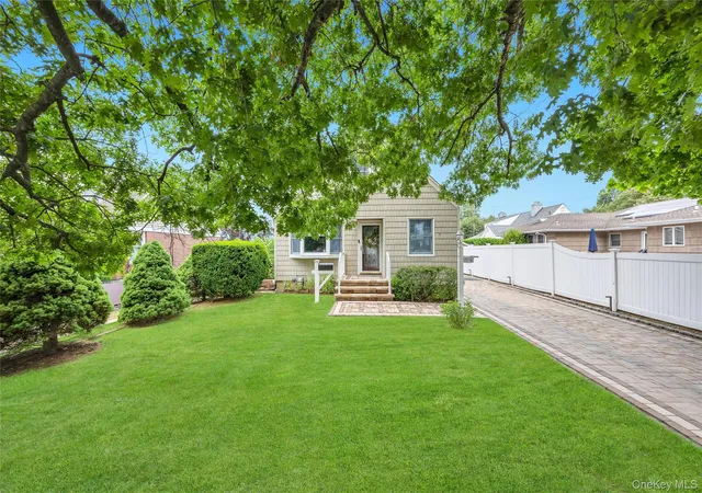 4th image of 2518 Harvey Ave, Oceanside, NY 11572 | MLS# 1020439