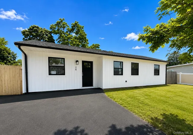 2nd image of 24 E Cherry St, Islip, NY 11722 | MLS# 1020442