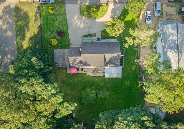 Homes for sale in Islip, NY | 30 Dow St, Islip, NY 11722 | MLS# 1020455