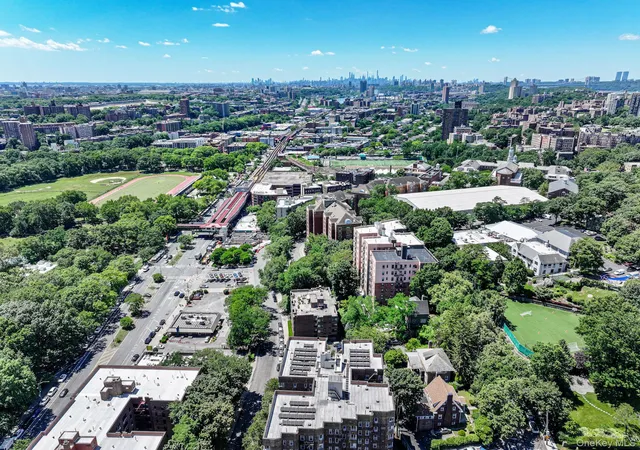 3rd image of 4445 Post Rd #3H, Bronx, NY 10471 | MLS# 1020458
