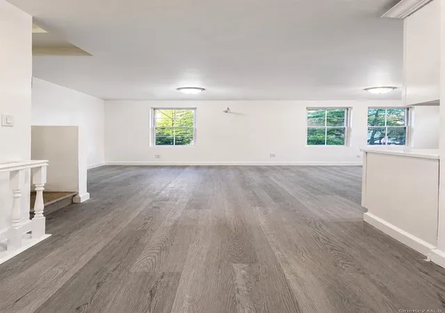 4th image of 927 Summit Ave, Bronx, NY 10452 | MLS# 1020462