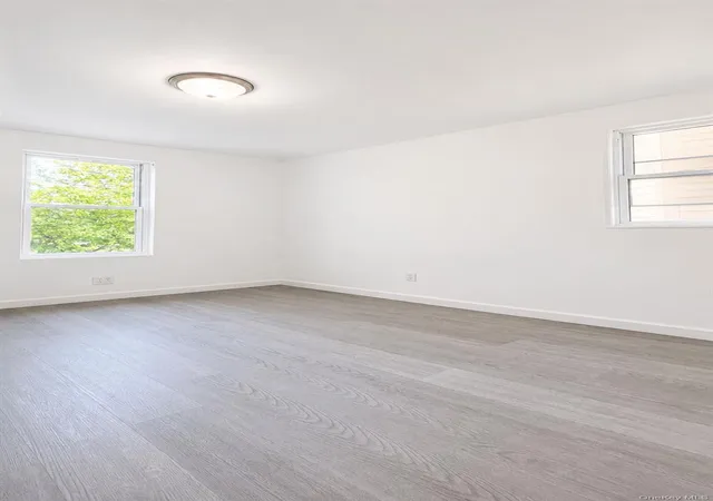 5th image of 927 Summit Ave, Bronx, NY 10452 | MLS# 1020462
