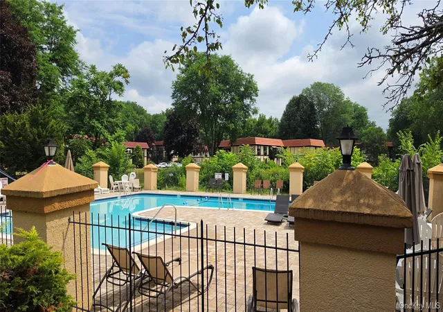 2nd image of 14 Skyline Dr, Fishkill, NY 12524