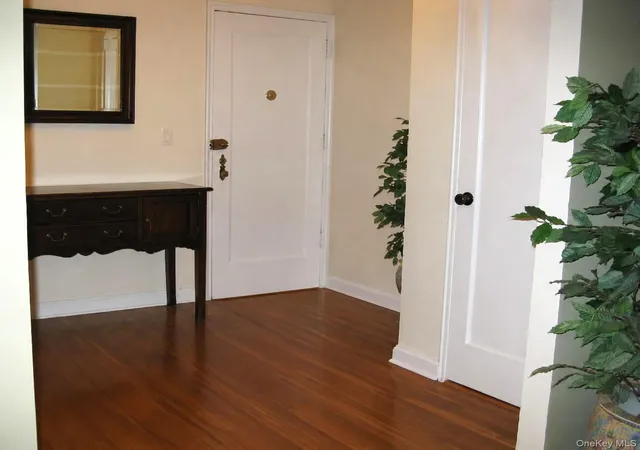 2nd image of 270 S Park #205, Hempstead, NY 11570 | MLS# 1020477
