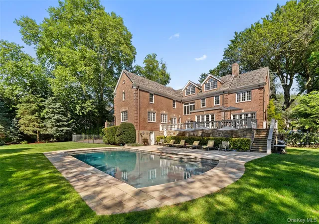Homes for sale in Scarsdale, NY | 5 Cooper Rd, Scarsdale, NY 10583 | MLS# 1020480