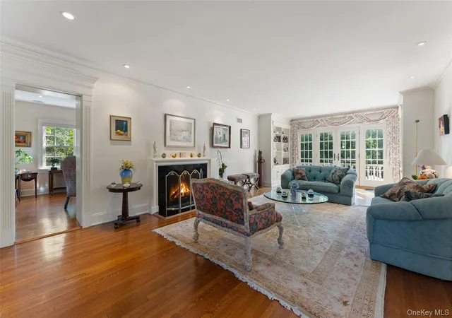 Homes for sale in Scarsdale, NY | 5 Cooper Rd, Scarsdale, NY 10583 | MLS# 1020480