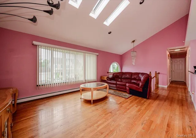 Photo 4 of Single family home for sale at 48 Meadow Ln, Oyster Bay, NY 11801 | MLS# 1020492 | Listing updated on 2026-09-18