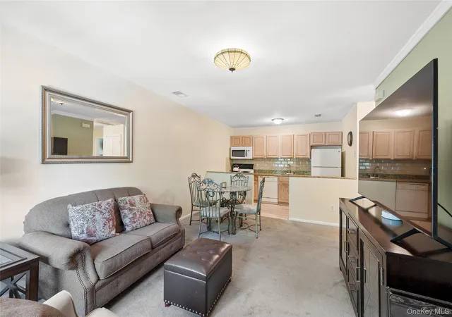 5th image of 2295 Milburn Ave #11, Hempstead, NY 11510 | MLS# 1020496