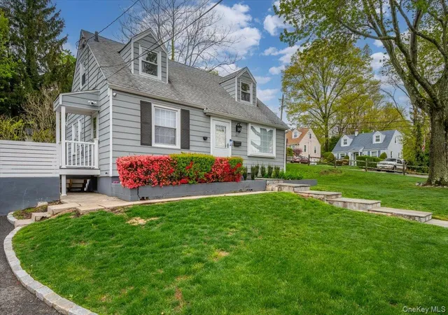 3rd image of 6 Cantitoe Rd, Yonkers, NY 10710 | MLS# 1020498