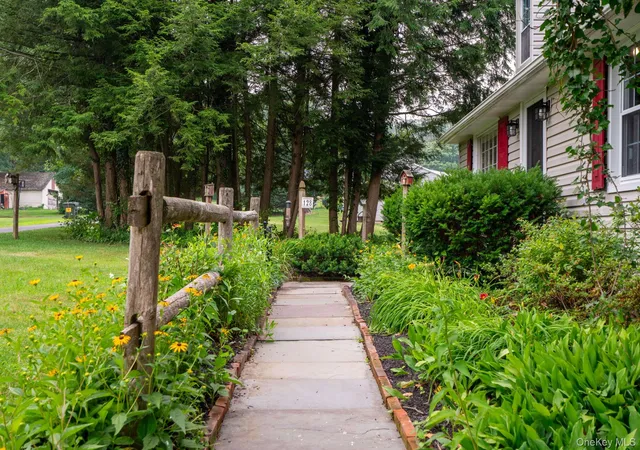 Photo 3 of Single family home for sale at 128 Rosa Ln, Hurley, NY 12443 | MLS# 1020501 | Listing updated on 2026-08-19