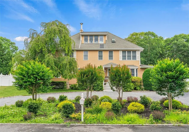 Photo 3 of Sale Pending at 56 Ocean Ave, Southampton, NY 11946 | MLS# 1020502 | Listing updated on 2026-08-22