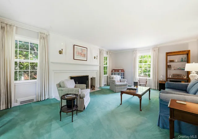 Photo 2 of Sale Pending at 17 Monfort Rd, North Hempstead, NY 11050 | MLS# 1020503 | Listing updated on 2026-07-31
