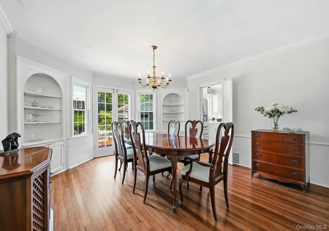Photo 3 of Sale Pending at 17 Monfort Rd, North Hempstead, NY 11050 | MLS# 1020503 | Listing updated on 2026-07-31