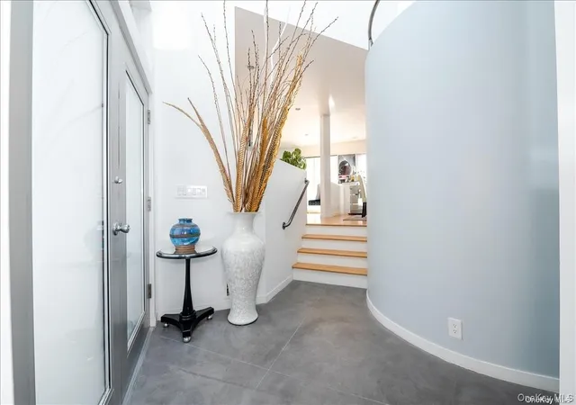 3rd image of 17 New York Ave #House, Long Beach, NY 11561 | MLS# 1020507