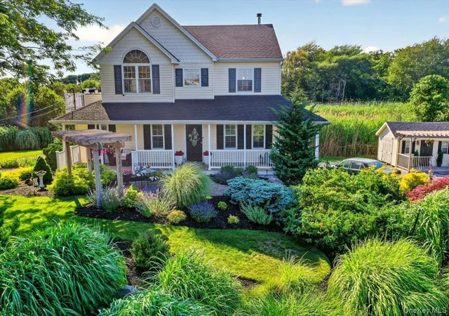 Photo 1 of Single family home for sale at 266 Clinton Ave, Brookhaven, NY 11772 | MLS# 1020526 | Listing updated on 2026-09-14
