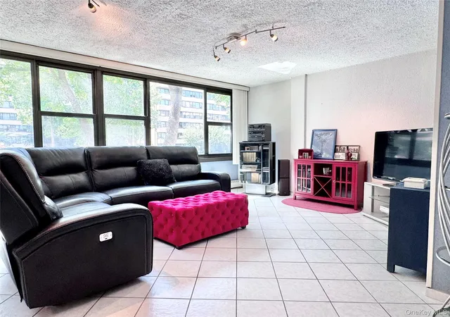 4th image of 10-10 166 St #3A, New York, NY 11357 | MLS# 1020532