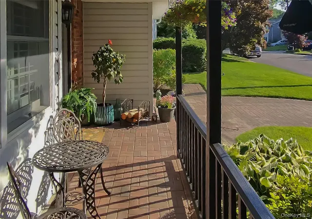 5th image of 3 Stimson Pl, Huntington, NY 11743 | MLS# 1020552
