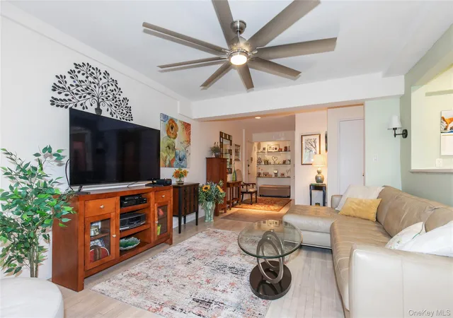 2nd image of 30 Stoner Ave Nw #2-O, North Hempstead, NY 11021 | MLS# 1020567
