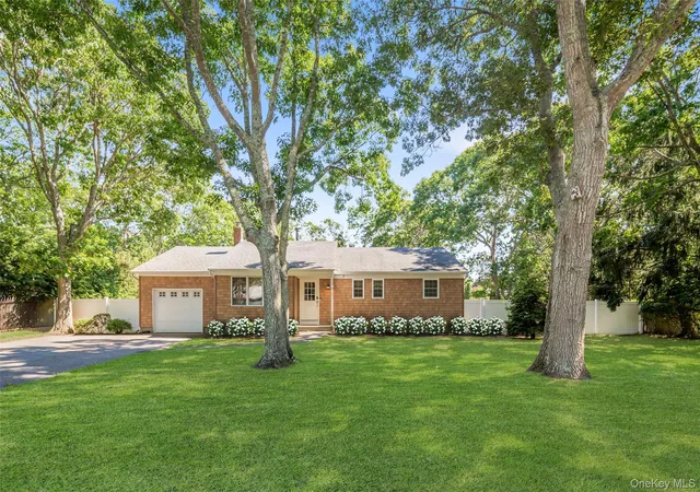 1st image of 18 Lovell Rd, Southampton, NY 11946 | MLS# 1020568