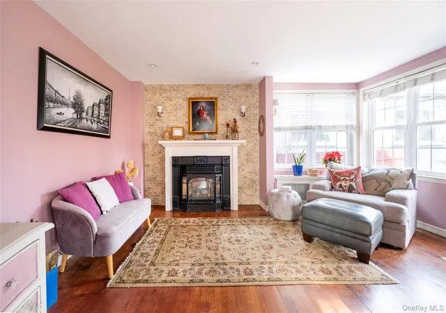 4th image of 469 Minnieford Ave, Bronx, NY 10464 | MLS# 1020571