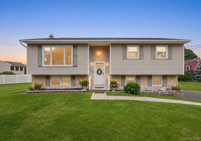 1st image of 40 Long Meadow Dr, Hyde Park, NY 12580 | MLS# 1020599