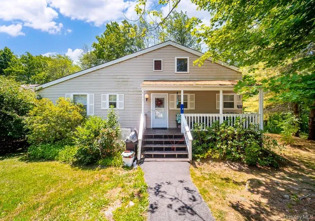 Photo 1 of Single family home for sale at 6 Racine Ct, Monticello, NY 12701 | MLS# 1020601 | Listing updated on 2026-08-11