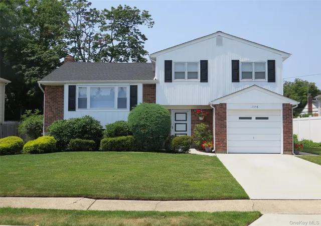 Photo 1 of Sale Pending at 1358 Milanna Ln, Hempstead, NY 11793 | MLS# 1020625 | Listing updated on 2026-07-29