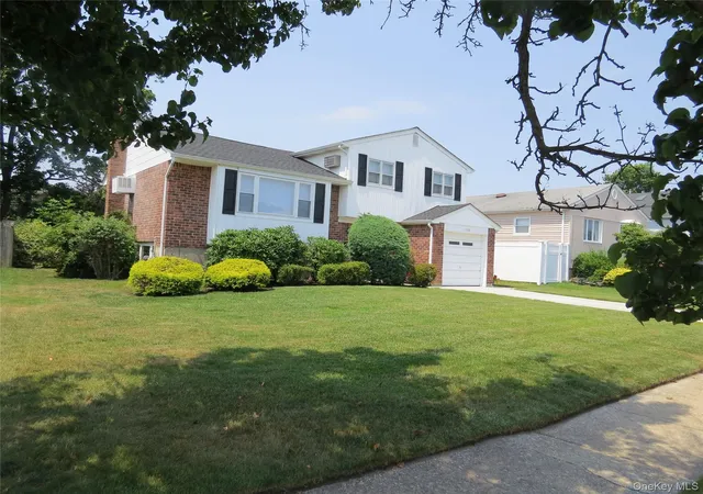 Photo 2 of Sale Pending at 1358 Milanna Ln, Hempstead, NY 11793 | MLS# 1020625 | Listing updated on 2026-07-29