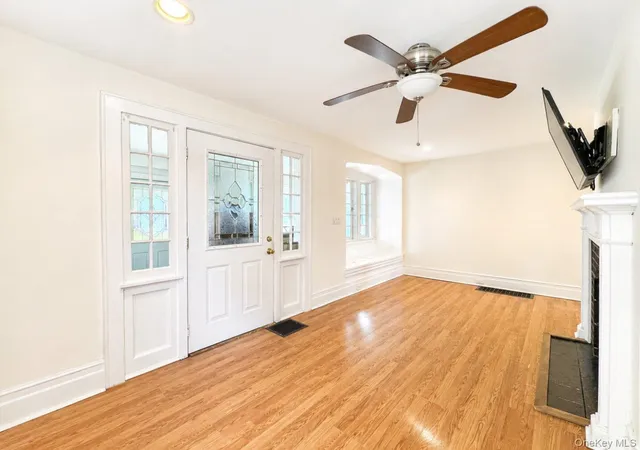 4th image of 113 Rhodes St, New Rochelle, NY 10801 | MLS# 1020647