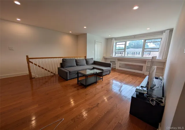 Homes for sale in New York, NY | 15048 Jewel Ave, New York, NY 11367