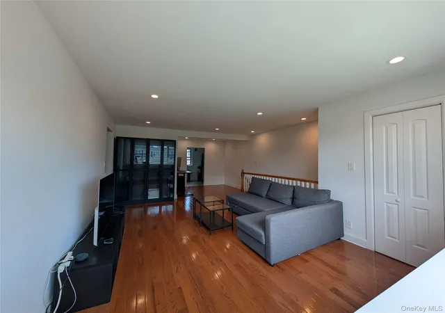 Homes for sale in New York, NY | 15048 Jewel Ave, New York, NY 11367