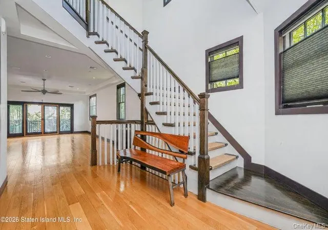 Photo 3 of Sale Pending at 100 Hull Ave, Staten Island, NY 10306 | MLS# 1020666 | Listing updated on 2026-09-01