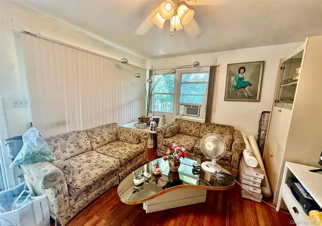 2nd image of 70 Brushwood Dr, Shirley, NY 11967 | MLS# 1020668