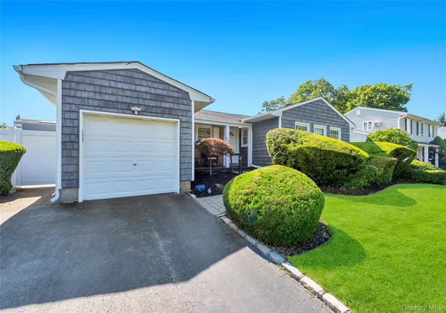 3rd image of 22 Dover Hill Dr, Nesconset, NY 11767 | MLS# 1020707