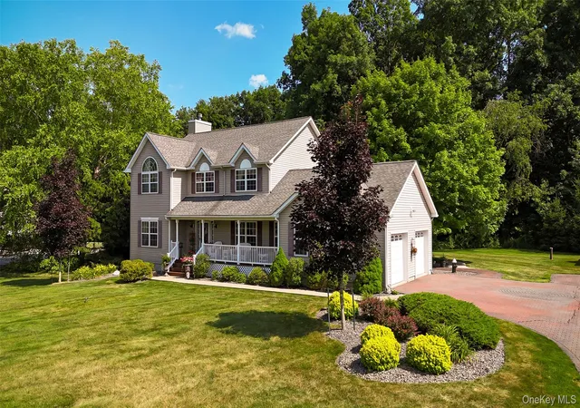 Homes for sale in Wallkill, NY | 28 Heritage Xing, Wallkill, NY 10919 | MLS# 1020726