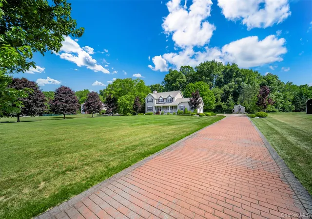 Photo 4 of Sale Pending at 28 Heritage Xing, Circleville, NY 10919 | MLS# 1020726 | Listing updated on 2026-08-26