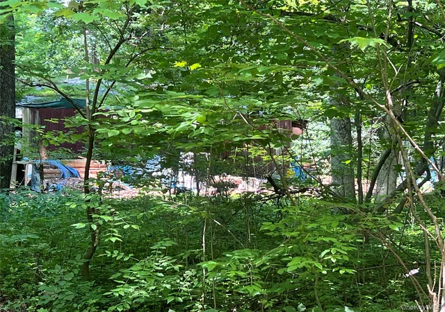 Photo 3 of Sale Pending at 25 Hornbeck Ridge, Poughkeepsie, NY 12603 | MLS# 1020779 | Listing updated on 2026-07-24