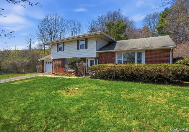 Homes for sale in Lloyd, NY | 26 Lauretta Dr, Lloyd, NY 12528 | MLS# 1020784