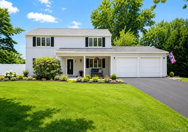 Homes for sale in Brookhaven, NY | 31 Marwood Pl, Brookhaven, NY 11790 | MLS# 1020828
