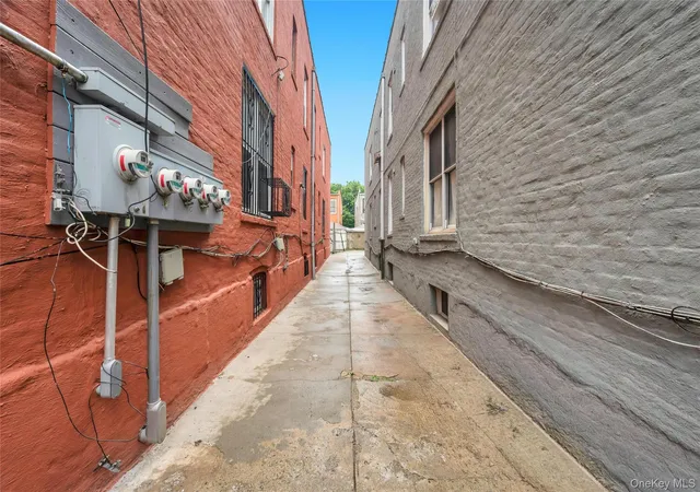 3rd image of 558 Midwood St, New York, NY 11203 | MLS# 1020837