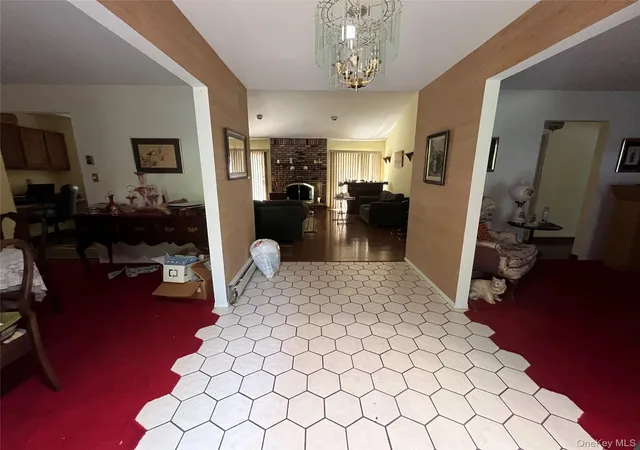 Photo 3 of Sale Pending at 114 Washington Blvd, Smithtown, NY 11725 | MLS# 1020862 | Listing updated on 2026-08-22