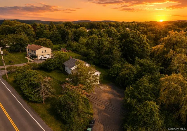 Homes for sale in Woodbury, NY | 249 Ridge Rd, Woodbury, NY 10930 | MLS# 1020871