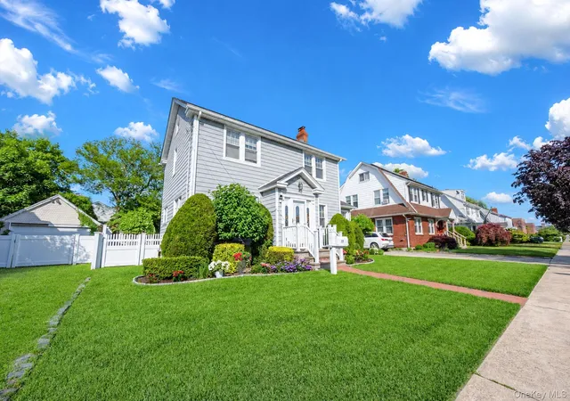 Homes for sale in Hempstead, NY | 27 Hilbert St, Hempstead, NY 11550 | MLS# 1020873