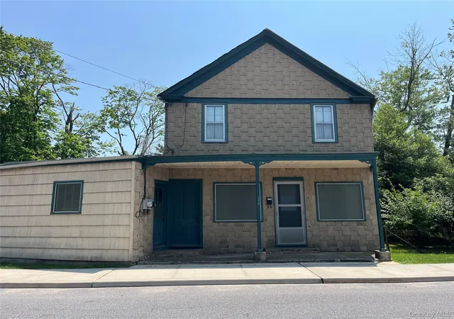 1st image of 174 Railroad Ave, Smithtown, NY 11780 | MLS# 1020879
