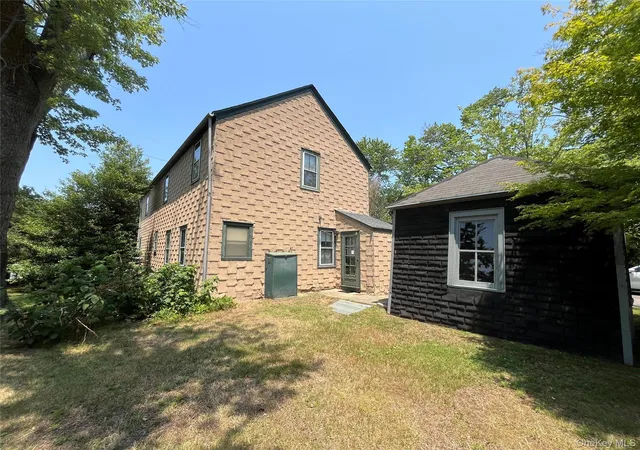3rd image of 174 Railroad Ave, Smithtown, NY 11780 | MLS# 1020879